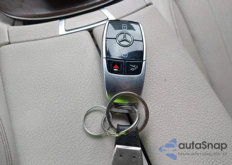 2018 Mercedes-Benz E 300 из США, поврежденный, VIN WDDZF4JB4JA349421